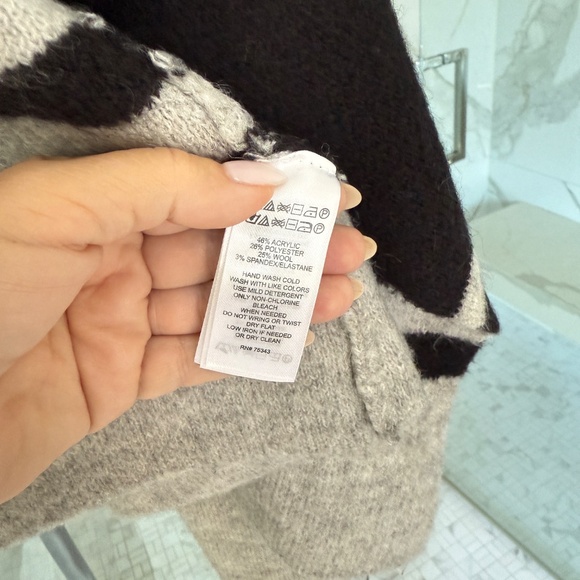 Women’s wool sweater - Picture 4 of 6